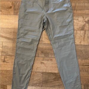 HUE Women's Skinny Jeans in Gray